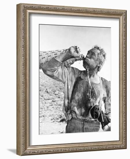 Zorba the Greek, Anthony Quinn, 1964-null-Framed Photo