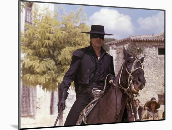 Zorro by Duccio Tessari with Alain Delon, 1975 (photo)-null-Mounted Photo