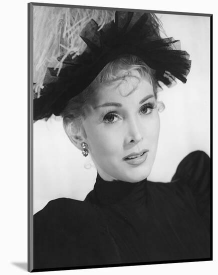 Zsa Zsa Gabor-null-Mounted Photo